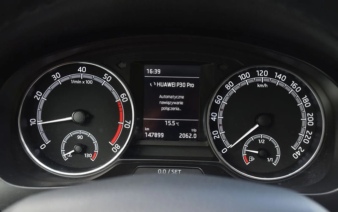 Skoda RAPID cena 42400 przebieg: 147899, rok produkcji 2017 z Rzeszów małe 781